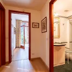 Bellavista Lakeview Pool Villa *
